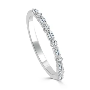 14K Gold Baguette & Round Diamond Ring - 0.25ct