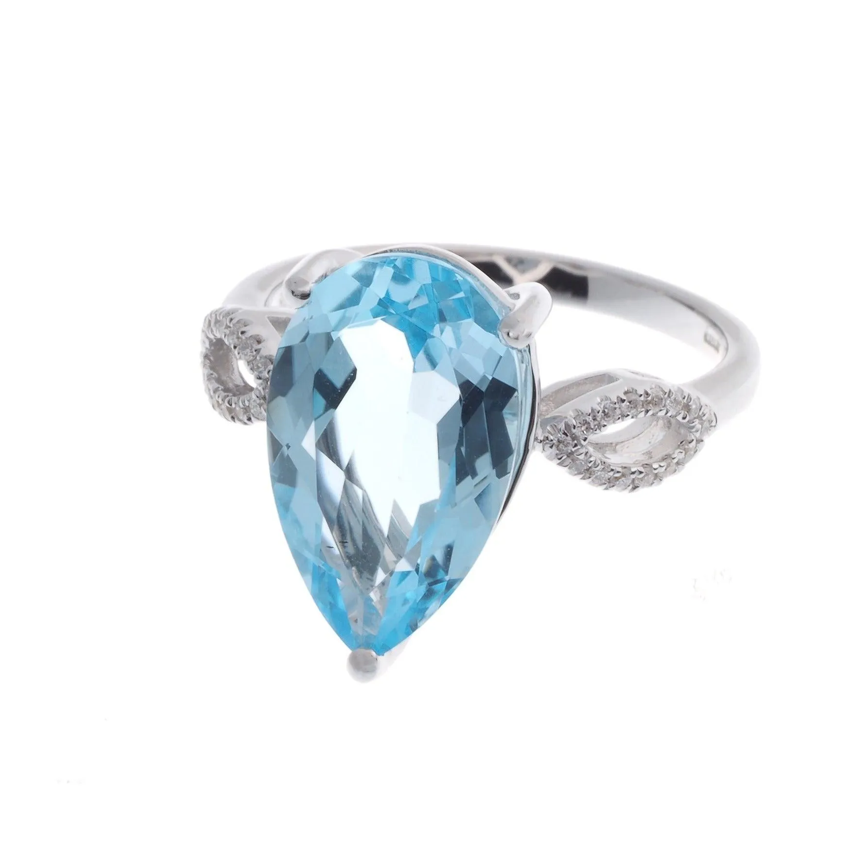 18ct White Gold Diamond and Blue Topaz Dress Ring R32082-14