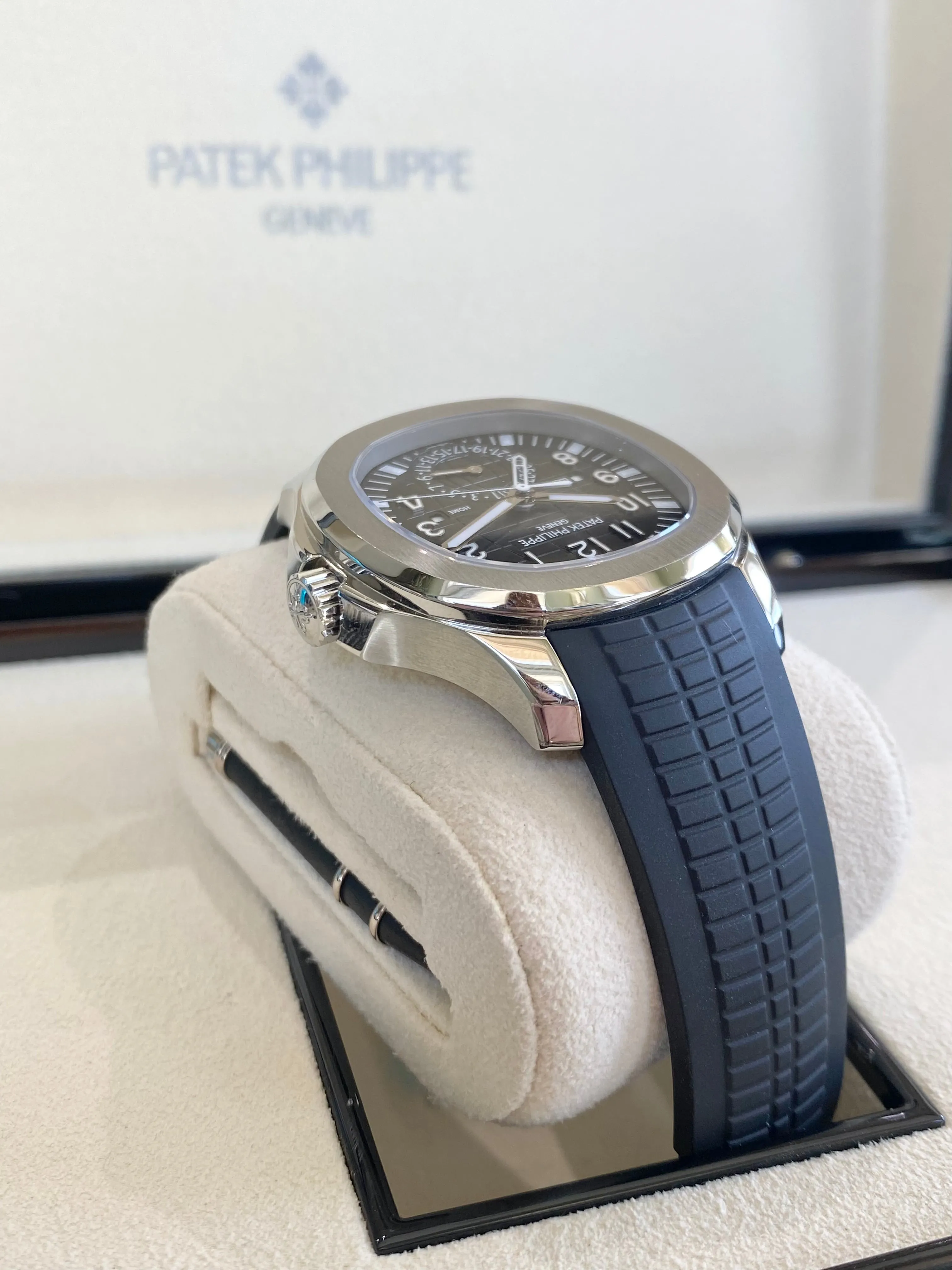 2021 Patek Philippe Aquanaut Travel Time 5164A