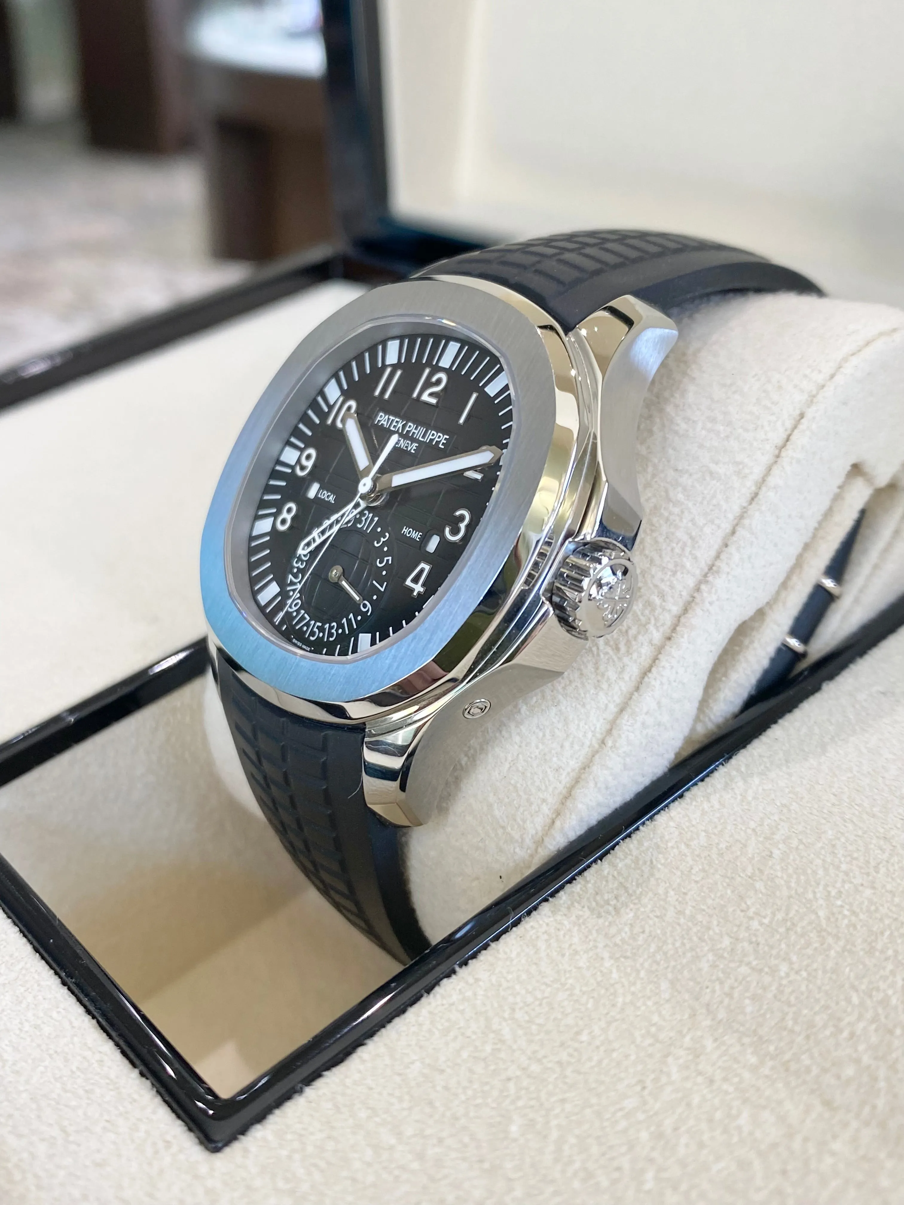 2021 Patek Philippe Aquanaut Travel Time 5164A