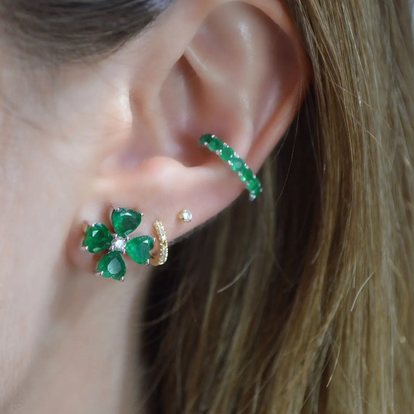 3.25ct Emerald 18K Gold Heart Cut Clover Stud Earrings