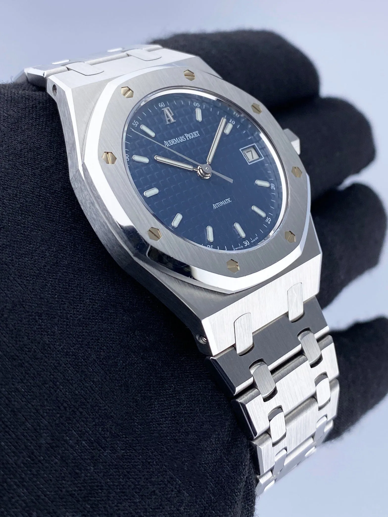Audemars Piguet Royal Oak 14790ST Blue Dial Mens Watch
