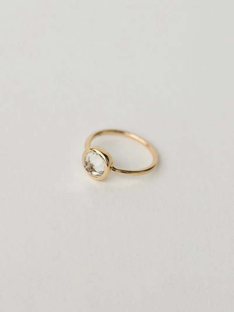 Ava Ring | 9k Gold with Topaz