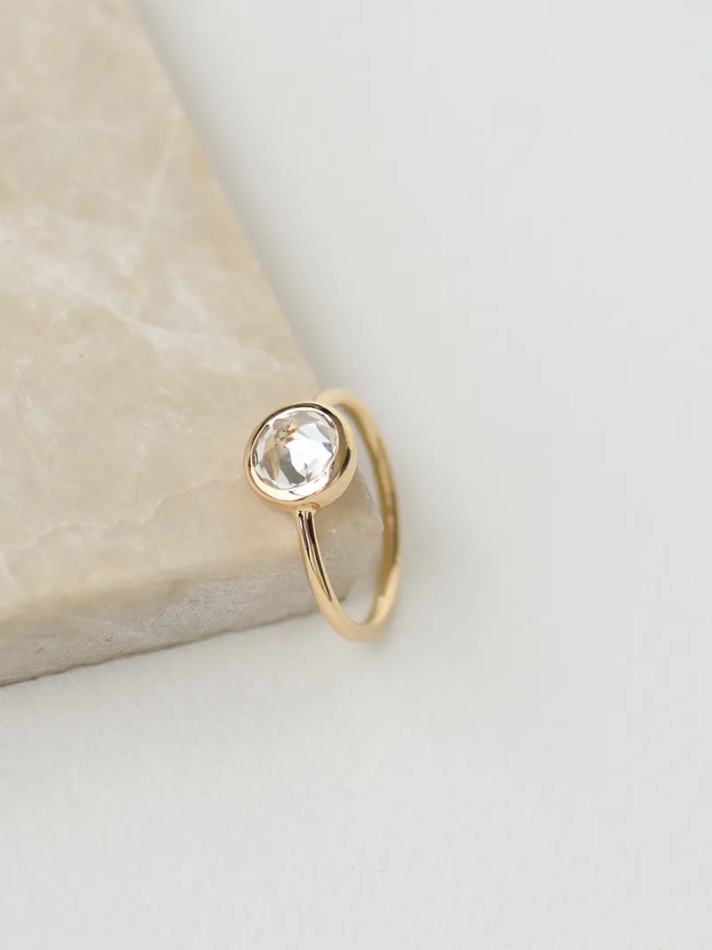 Ava Ring | 9k Gold with Topaz