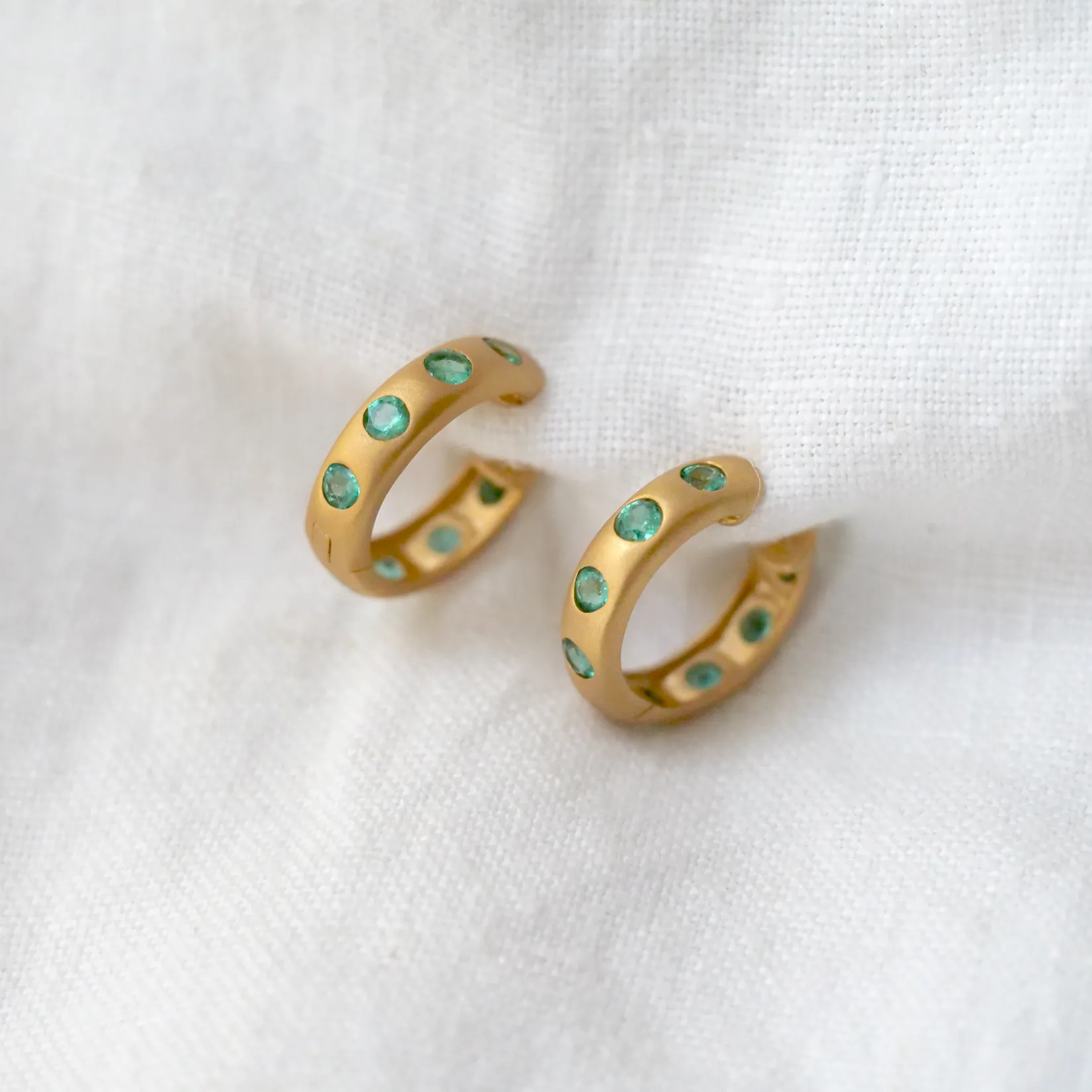 Chunky Emerald Clicker Hoops
