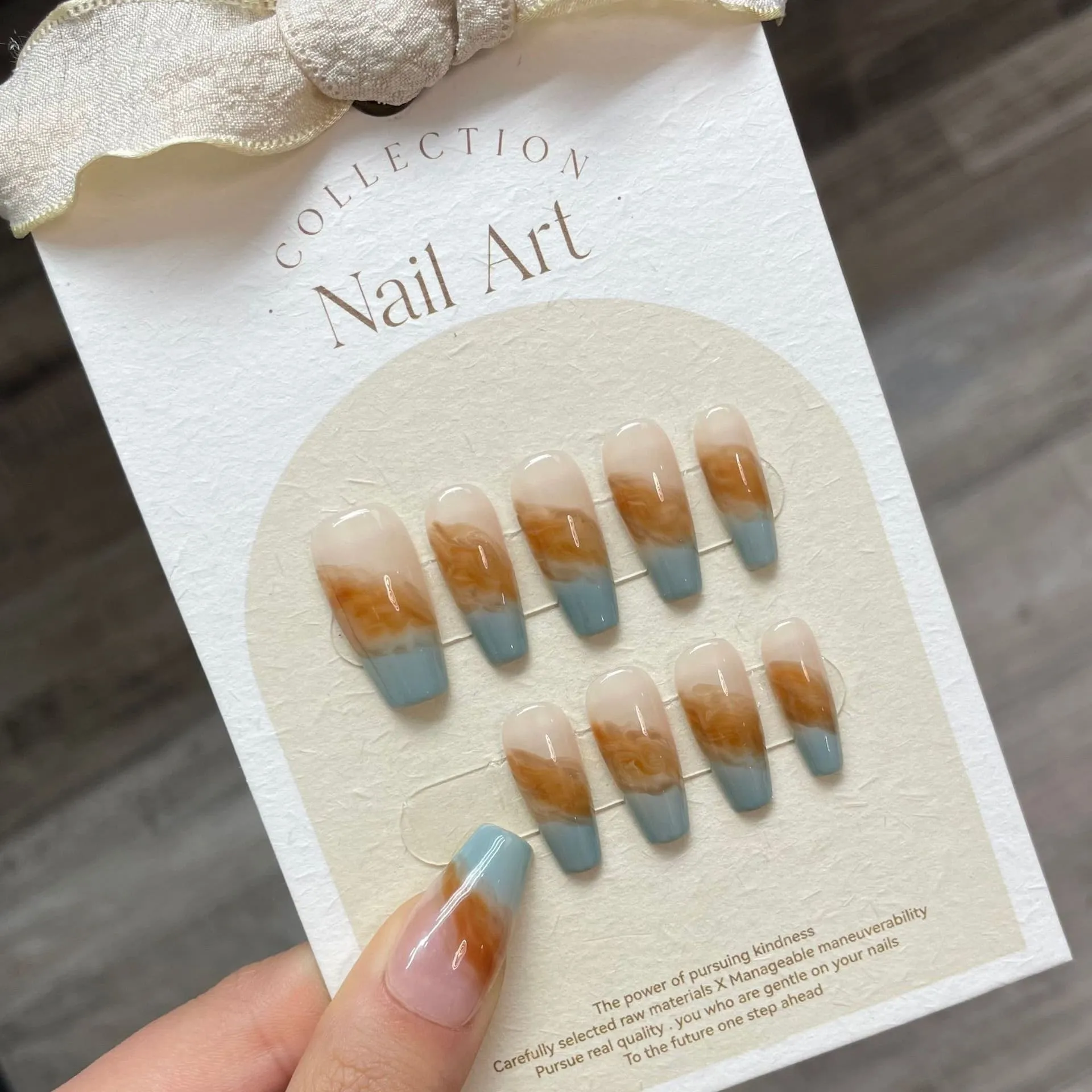 Gradient Amber