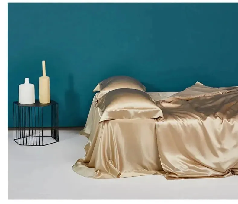 LuxeSilk Couture: Premium Mulberry Silk Bedding Set