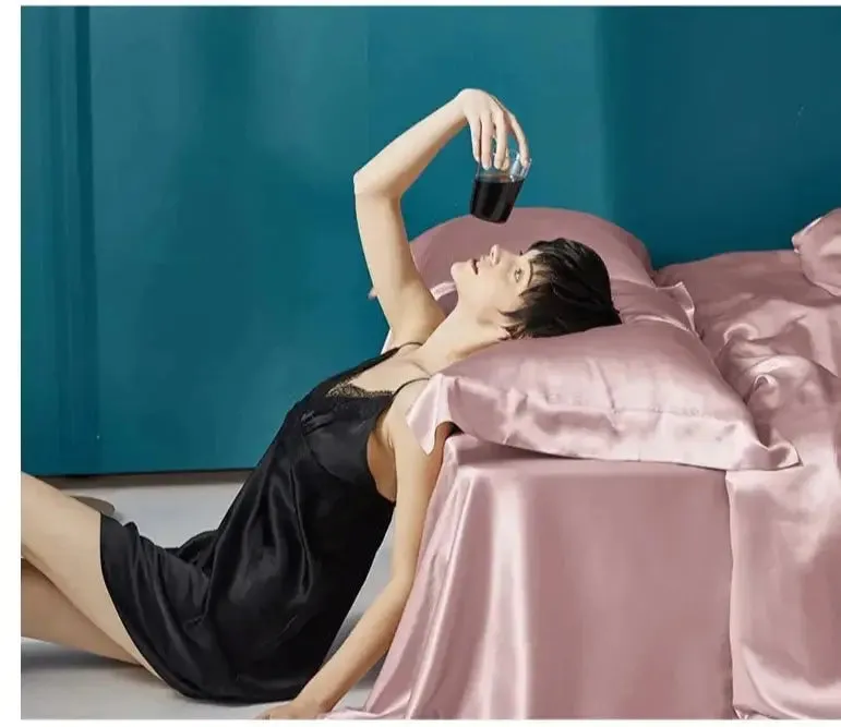 LuxeSilk Couture: Premium Mulberry Silk Bedding Set