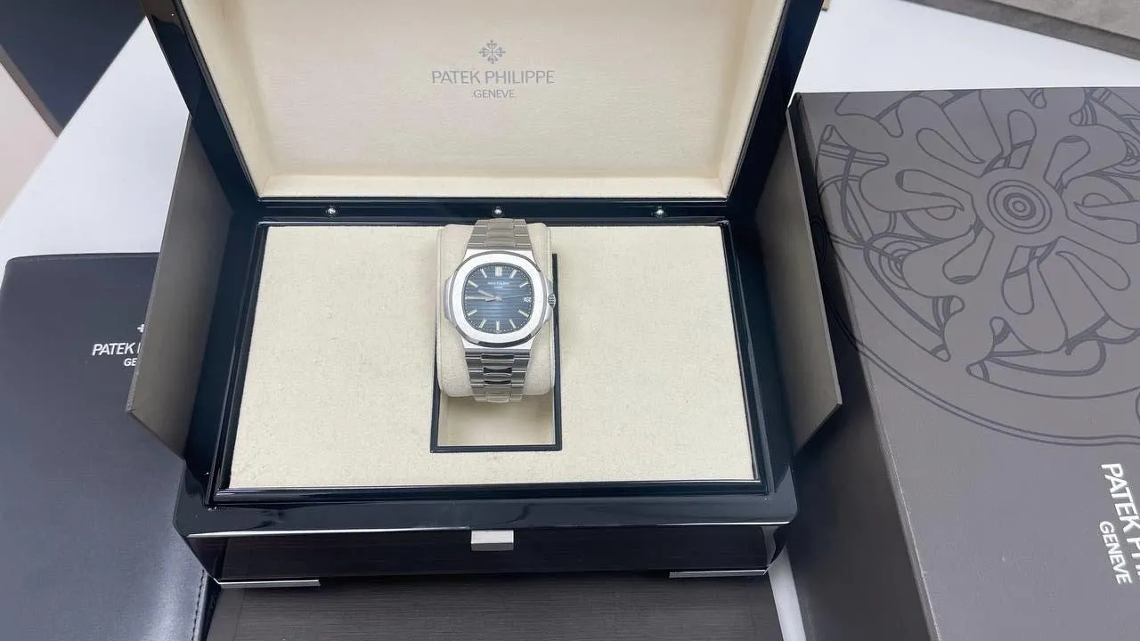 Patek Philippe Nautilus Blue 5711-1A-010 Worn