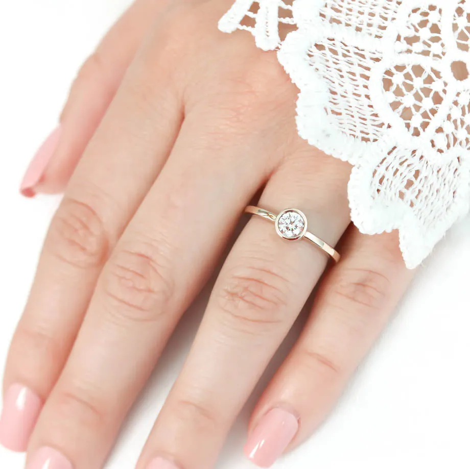 Round Center Engagement Ring Bezel Set Ring - Ronda