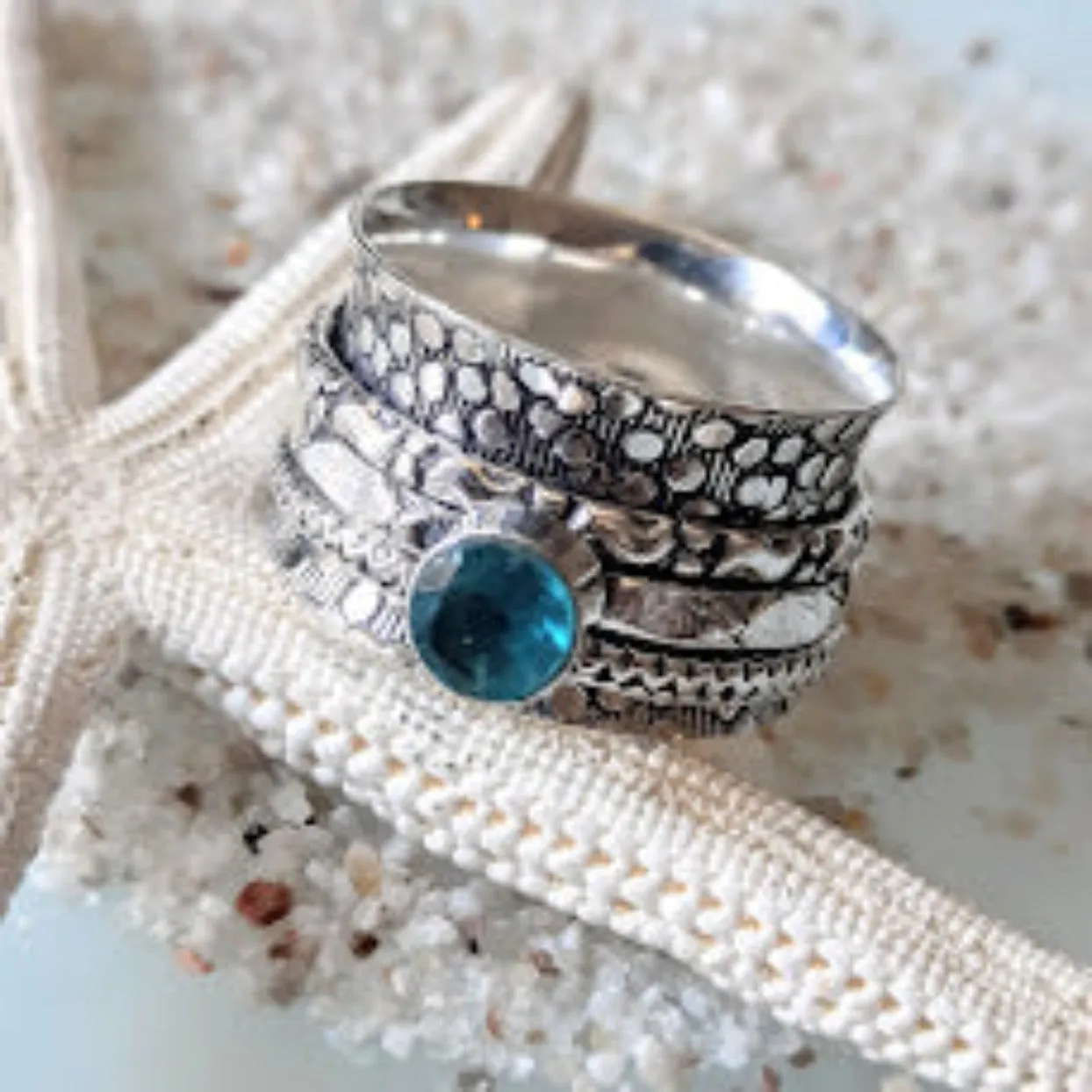 TRUE LOVE  - BLUE TOPAZ 925 SPINNER RING