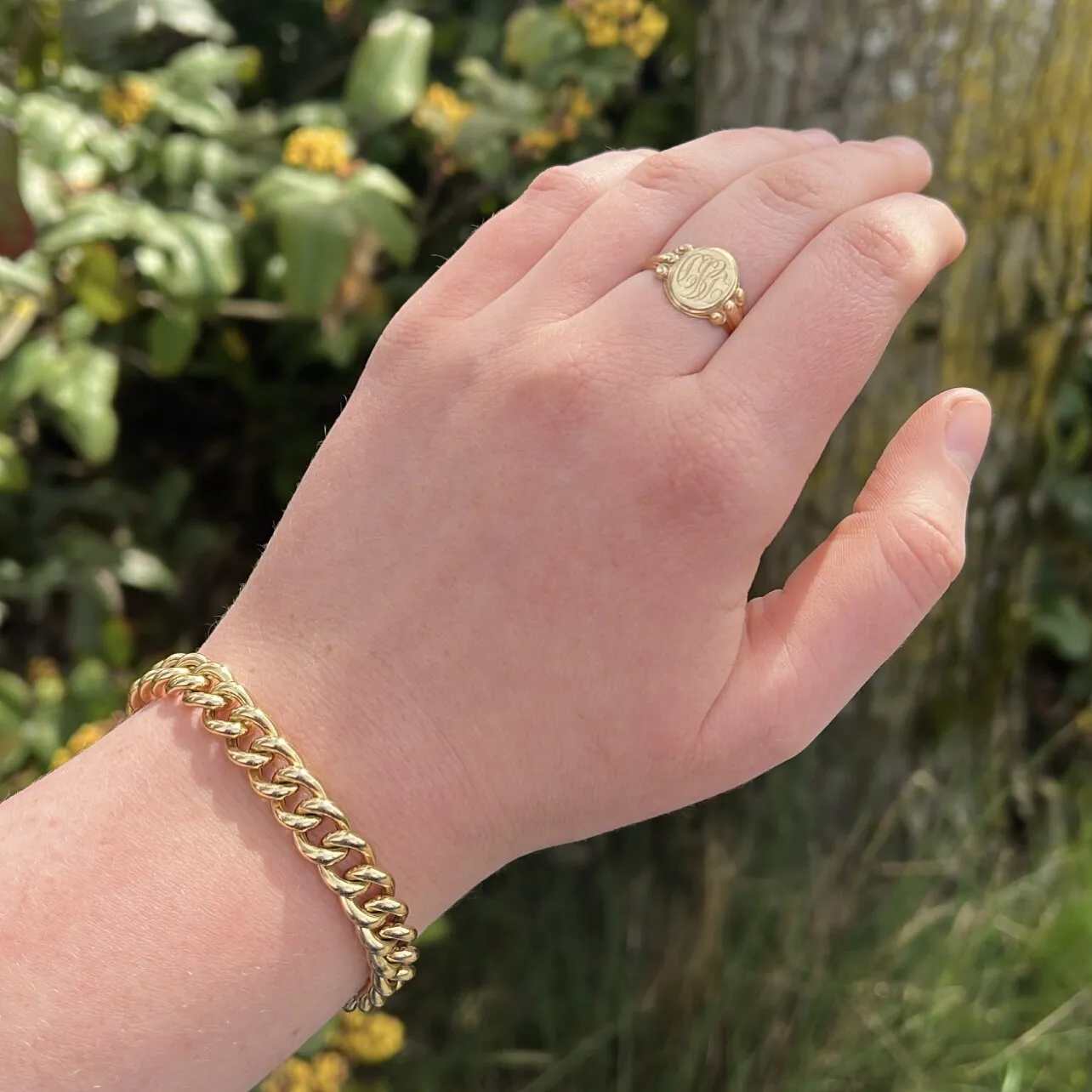 Vintage 18k Gold Curb Chain Bracelet