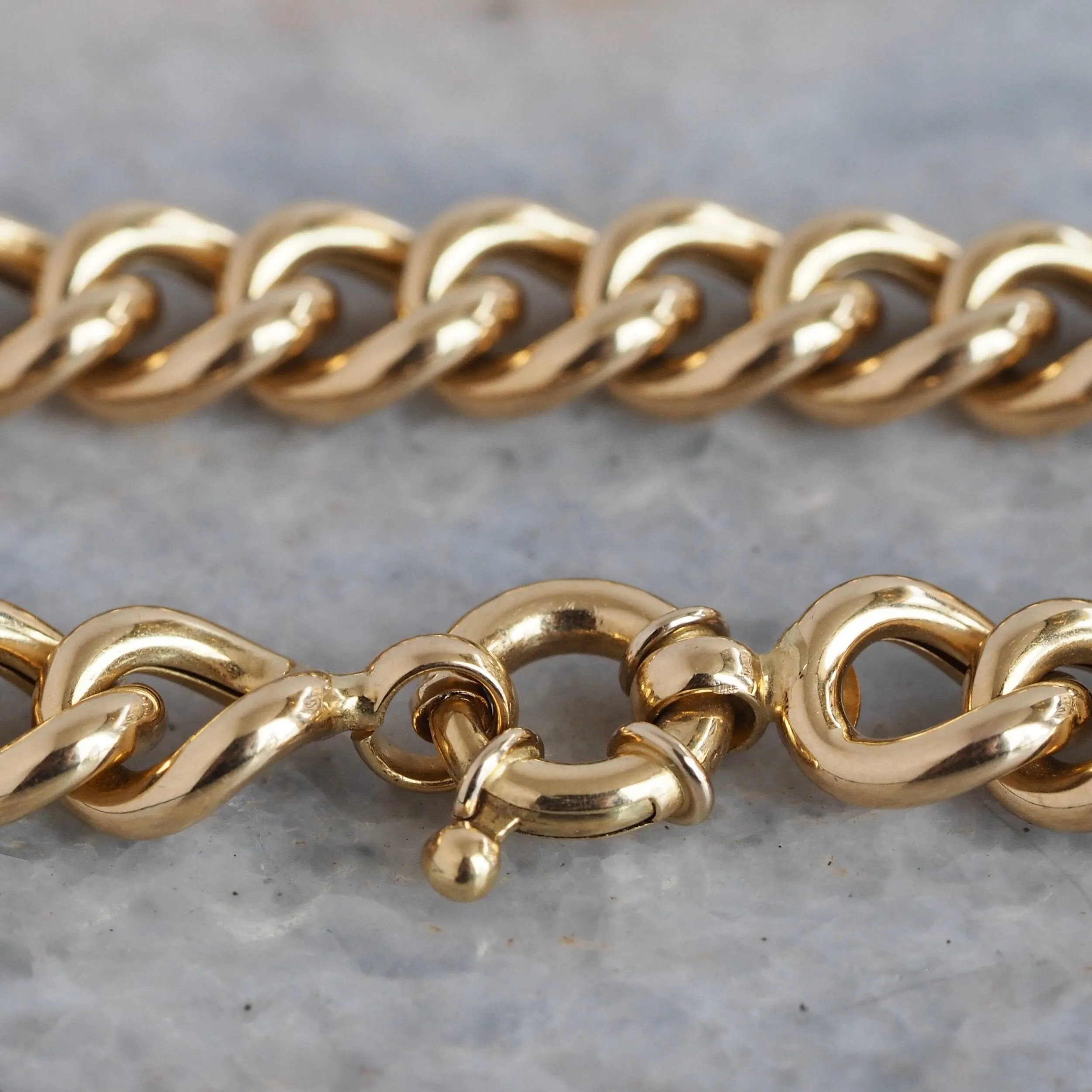 Vintage 18k Gold Curb Chain Bracelet